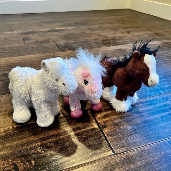 Webkinz World 10 Plush Pets - Picture 4 of 5